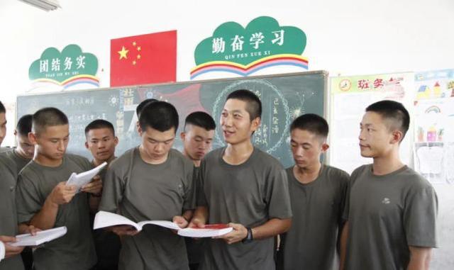 深度解析，為什么不建議報考國防科技大學(xué)，深度解析，報考國防科技大學(xué)的潛在考慮與權(quán)衡
