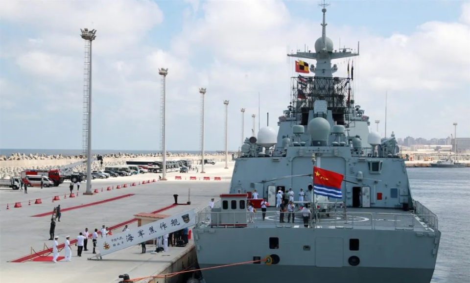 中國(guó)海軍112艦，展現(xiàn)大國(guó)海軍力量的重要標(biāo)志，中國(guó)海軍112艦，大國(guó)海軍力量的驕傲標(biāo)志
