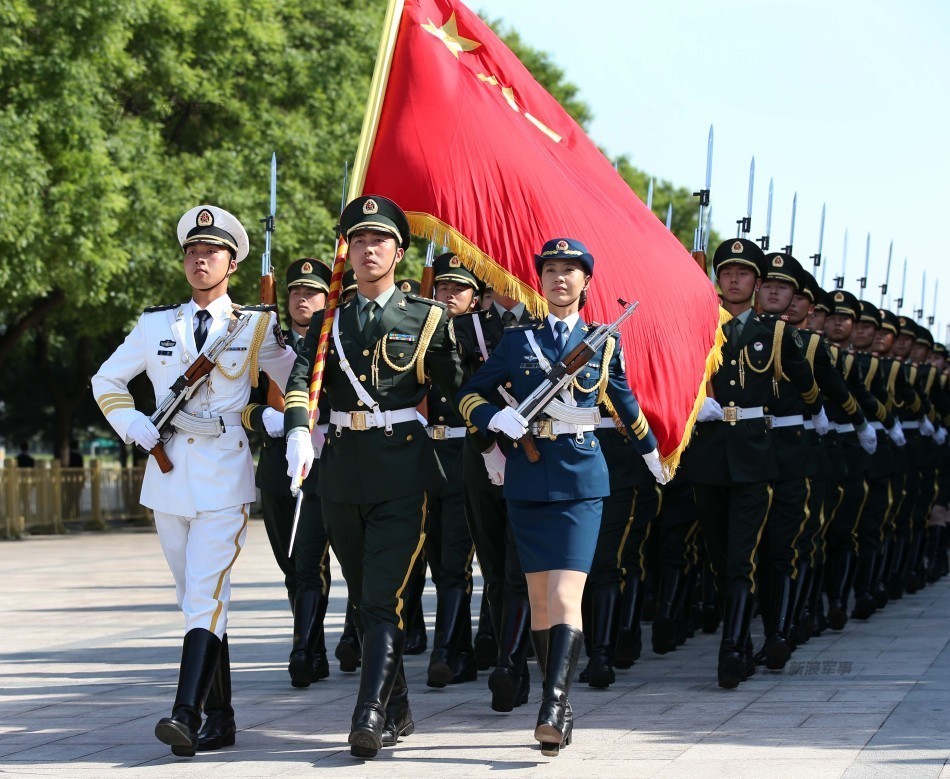 檢閱女兵儀仗隊，榮耀與力量的展現(xiàn)，檢閱女兵儀仗隊，榮耀與力量的璀璨瞬間