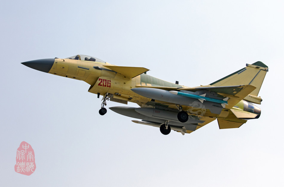 殲10的原型機(jī)是什么？深度解析中國(guó)空軍的主力戰(zhàn)斗機(jī)起源，揭秘殲10原型機(jī)，深度解析中國(guó)空軍主力戰(zhàn)斗機(jī)起源