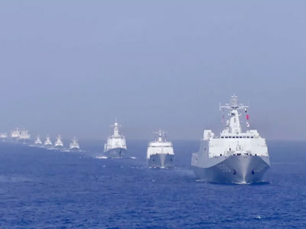 人民海軍成立70周年閱兵，輝煌成就與堅定前行，人民海軍成立70周年閱兵，輝煌成就鑄就，堅定前行展雄姿