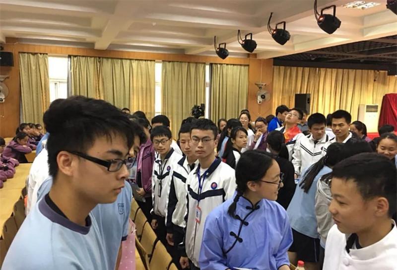 新澳門(mén)三中三6組免費(fèi)公開(kāi)——探索與解析，澳門(mén)三中三最新6組數(shù)據(jù)解析與探索，免費(fèi)公開(kāi)揭秘