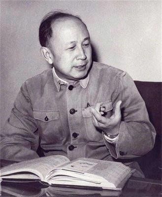 錢學(xué)森的成就和貢獻，偉大的科學(xué)家的一生，錢學(xué)森的偉大成就與科學(xué)貢獻，一生獻身于科學(xué)事業(yè)的光輝歷程