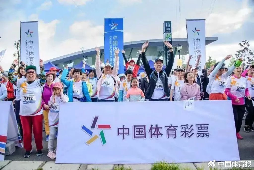 新澳門一碼一肖一特一中鳳凰體育彩票——探索彩票背后的秘密，新澳門彩票背后的秘密，一碼一肖一特一中與鳳凰體育彩票解析