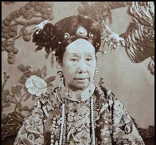 揭秘劉伯溫精準一肖的神秘面紗，劉伯溫精準預(yù)測生肖之謎揭秘