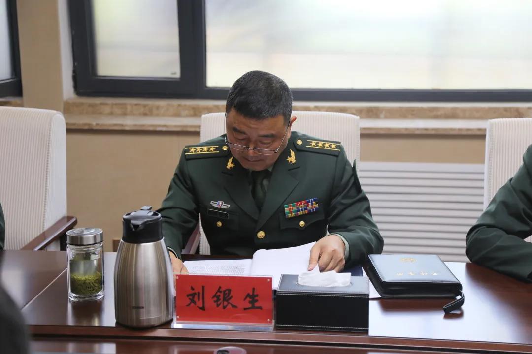 部隊(duì)每日新聞講評稿子，部隊(duì)每日新聞講評概覽，最新動態(tài)與要點(diǎn)解析