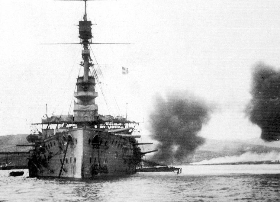 護(hù)衛(wèi)艦與驅(qū)逐艦的區(qū)別，深入解析兩大艦種的特點(diǎn)與差異，護(hù)衛(wèi)艦與驅(qū)逐艦的差異性解析，特點(diǎn)與功能深度對(duì)比