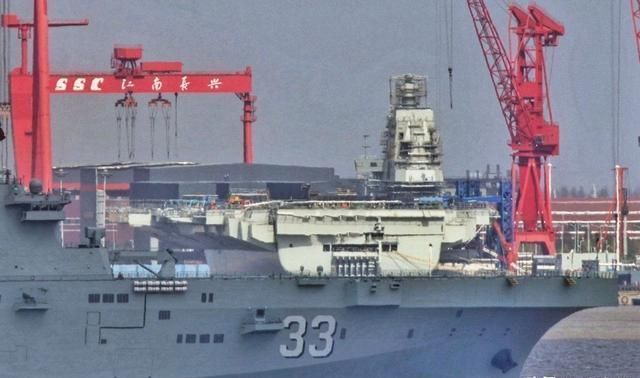 安徽艦——中國海軍的新銳航母力量，中國海軍新銳力量，安徽艦領銜航母編隊