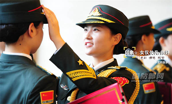 三軍女兵圖片，展現(xiàn)新時(shí)代女性的風(fēng)采與力量，新時(shí)代女性風(fēng)采，三軍女兵圖片展現(xiàn)颯爽英姿與力量