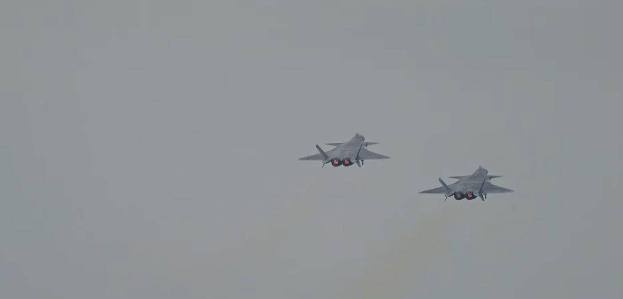 殲-20飛行速度，揭秘中國新一代隱身戰(zhàn)斗機的速度與性能優(yōu)勢，揭秘殲-20隱身戰(zhàn)斗機的速度與性能優(yōu)勢