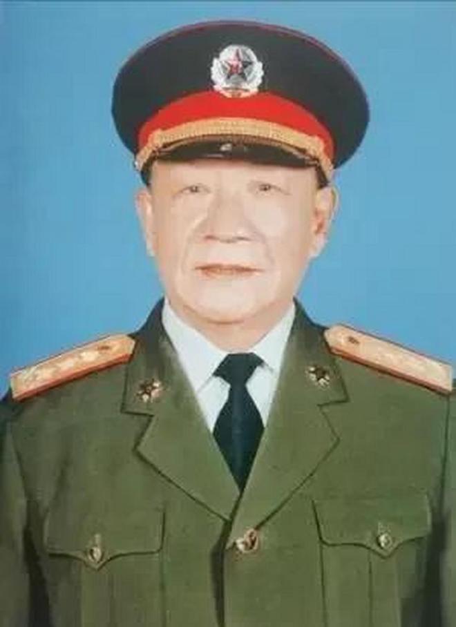 解放軍總參謀長的級別與職責(zé)解析，解放軍總參謀長的級別與職責(zé)詳解