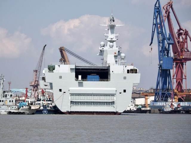 中國海軍075型兩棲攻擊艦尺寸參數(shù)詳解，中國海軍075型兩棲攻擊艦尺寸參數(shù)全面解析